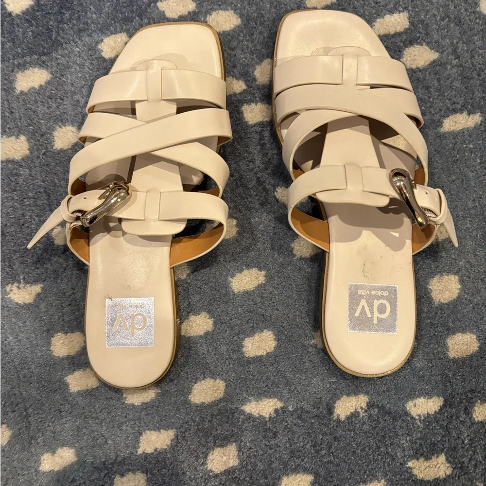 DV Dolce Vita Medina Fisherman Strappy Flat Sandals in Ivory and Gold - Picture 2 of 5